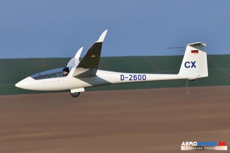 D-2600